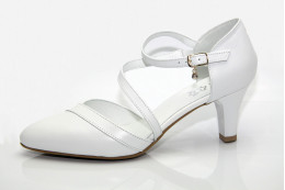 Fehér menyasszonyi cipő Nadia 2