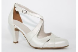 Ecrü menyasszonyi cipő Olivia